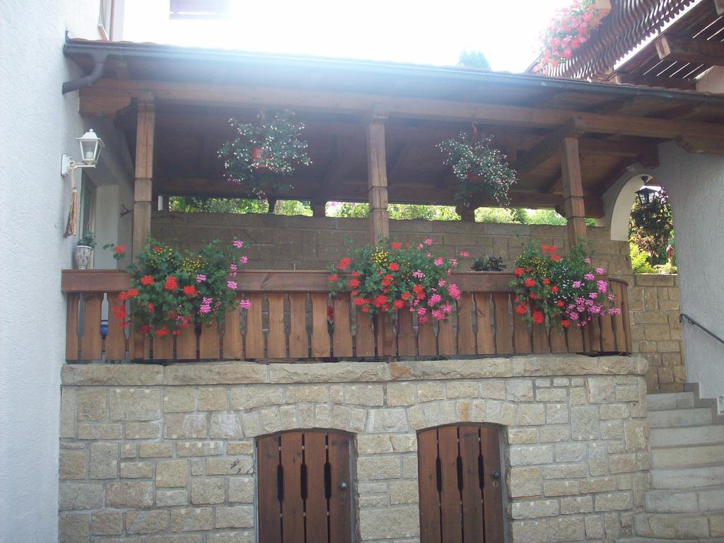 Gaestehaus Fidelis Grafenwiesen Exterior foto
